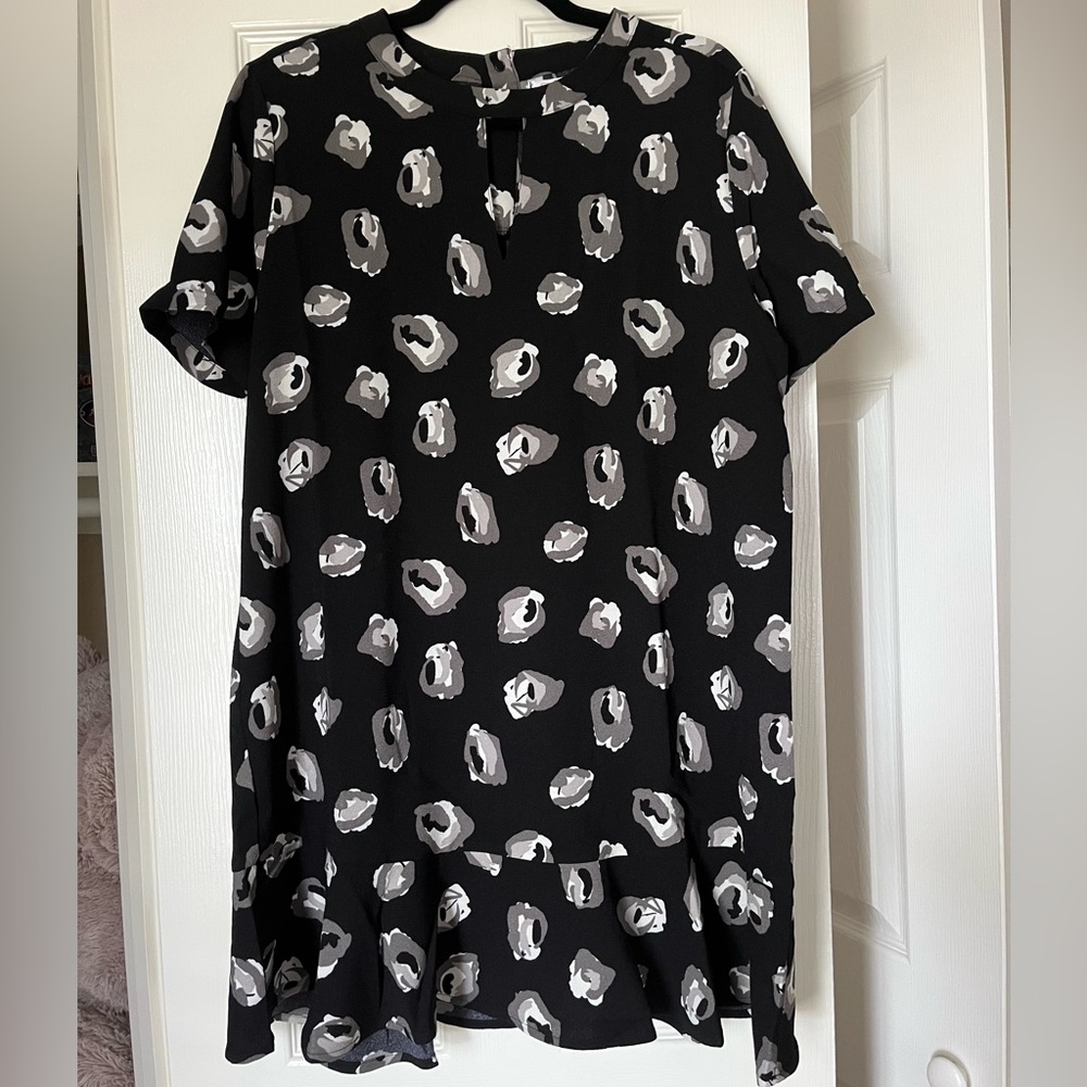 Mud Pie Mid/Knee Length Dress. Like New. Size L